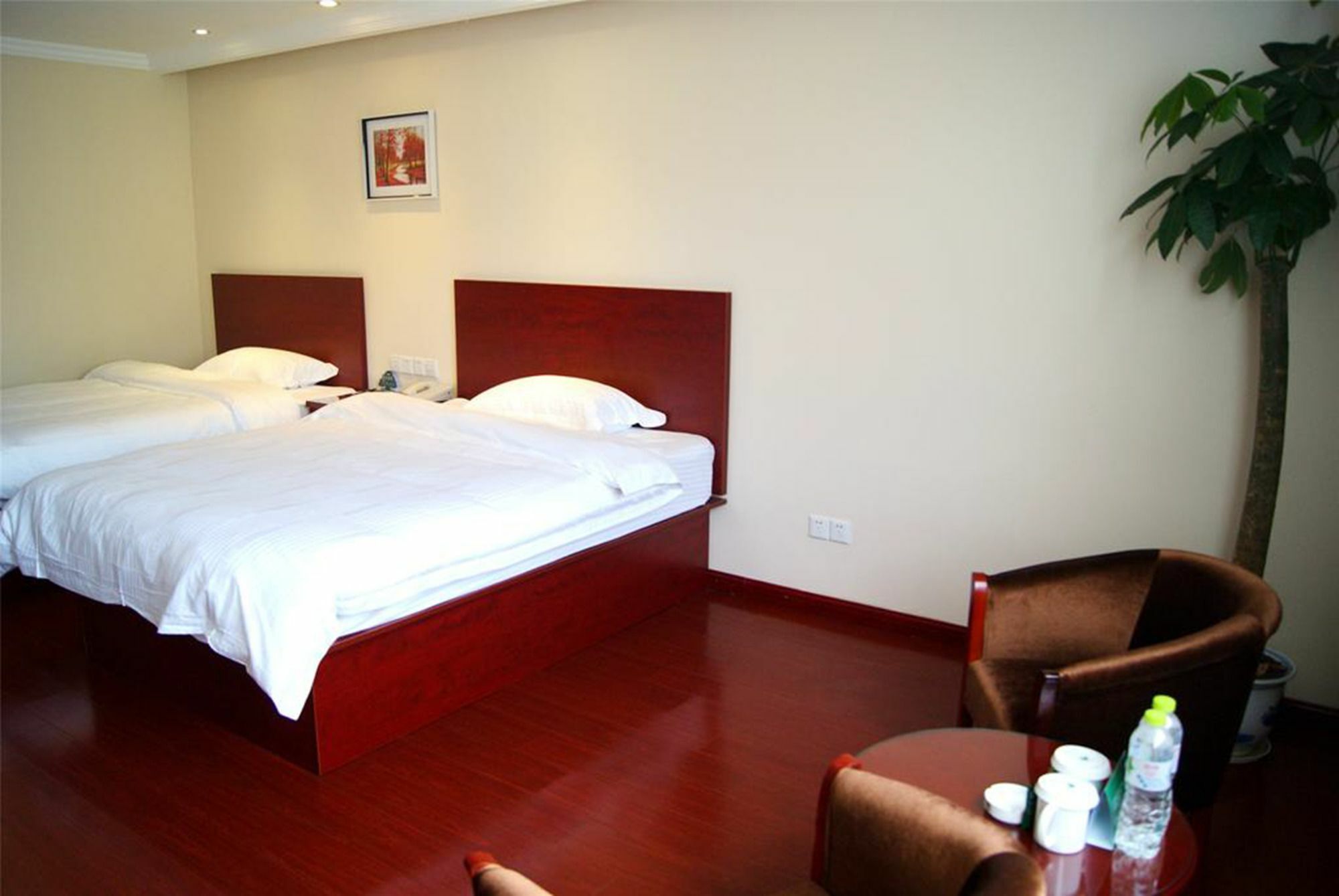 Greentree Inn Zhejiang Taizhou Tiantai Bus Station Express Hotel Exterior foto